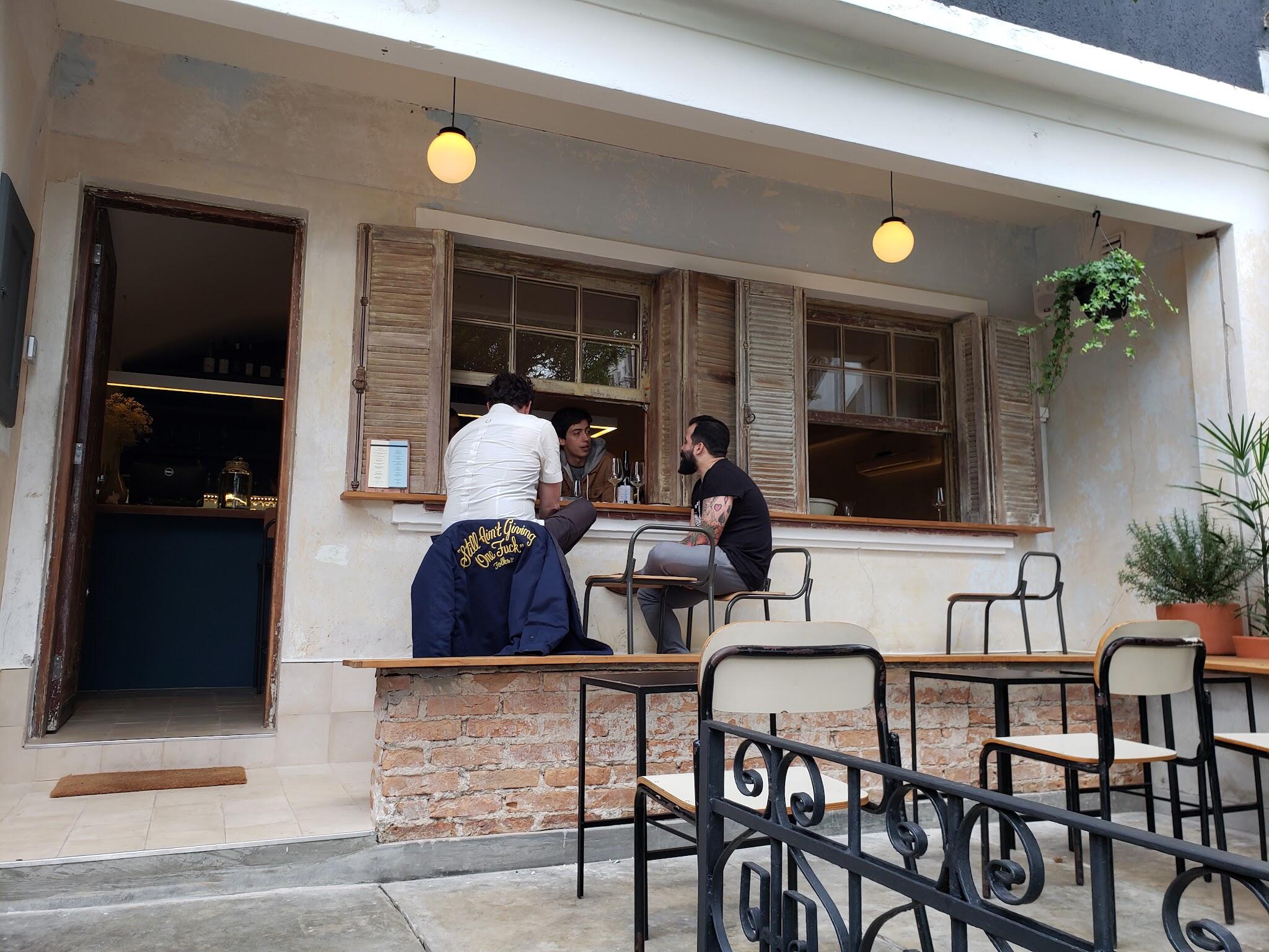 Cais Restaurant