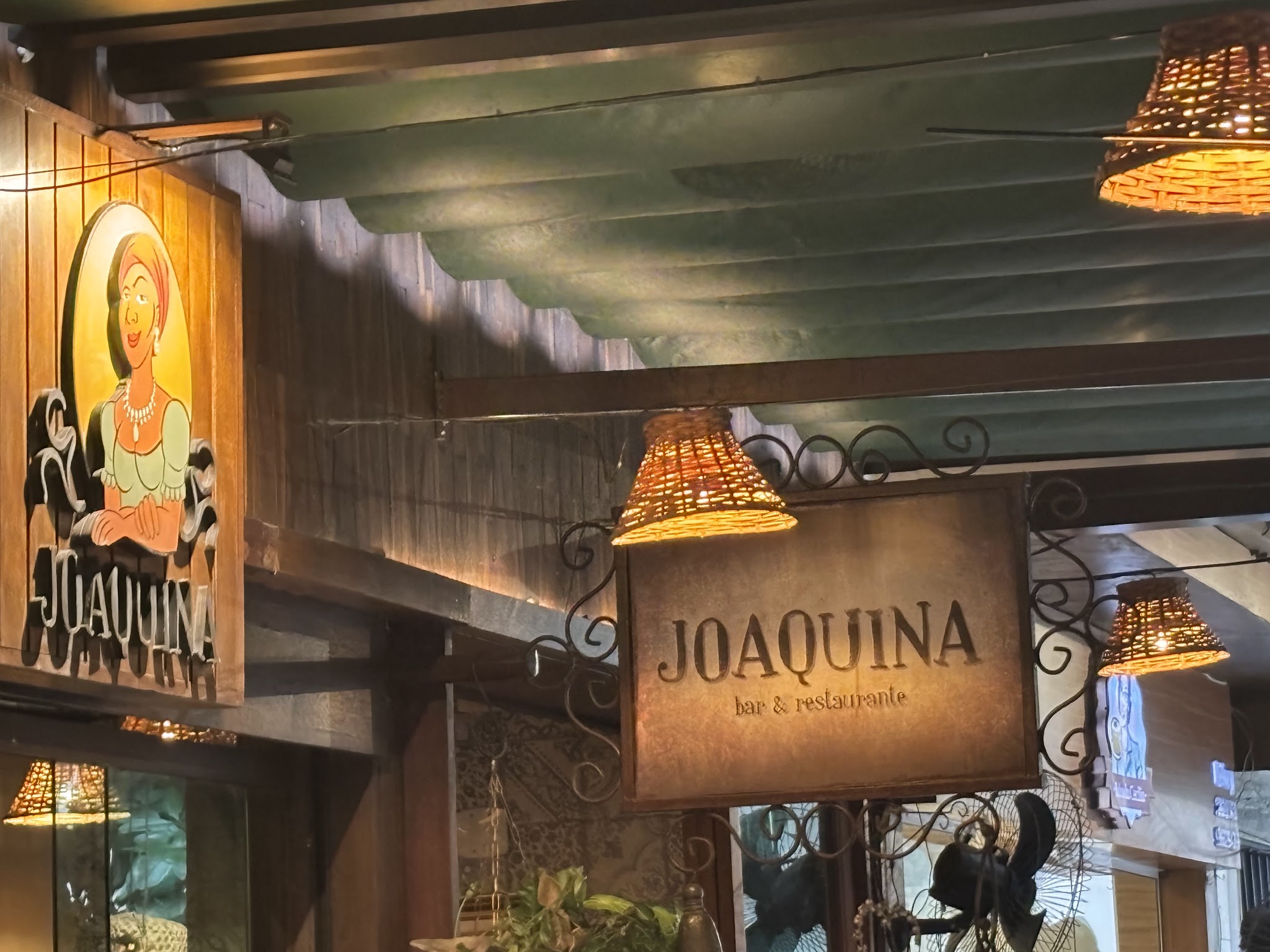 Joaquina Bar & Restaurant